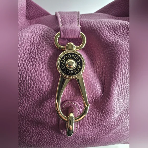 Dooney & Bourke Logo Lock Hobo Shoulder Bag in Lilac & Keychain EUC - Picture 5 of 11